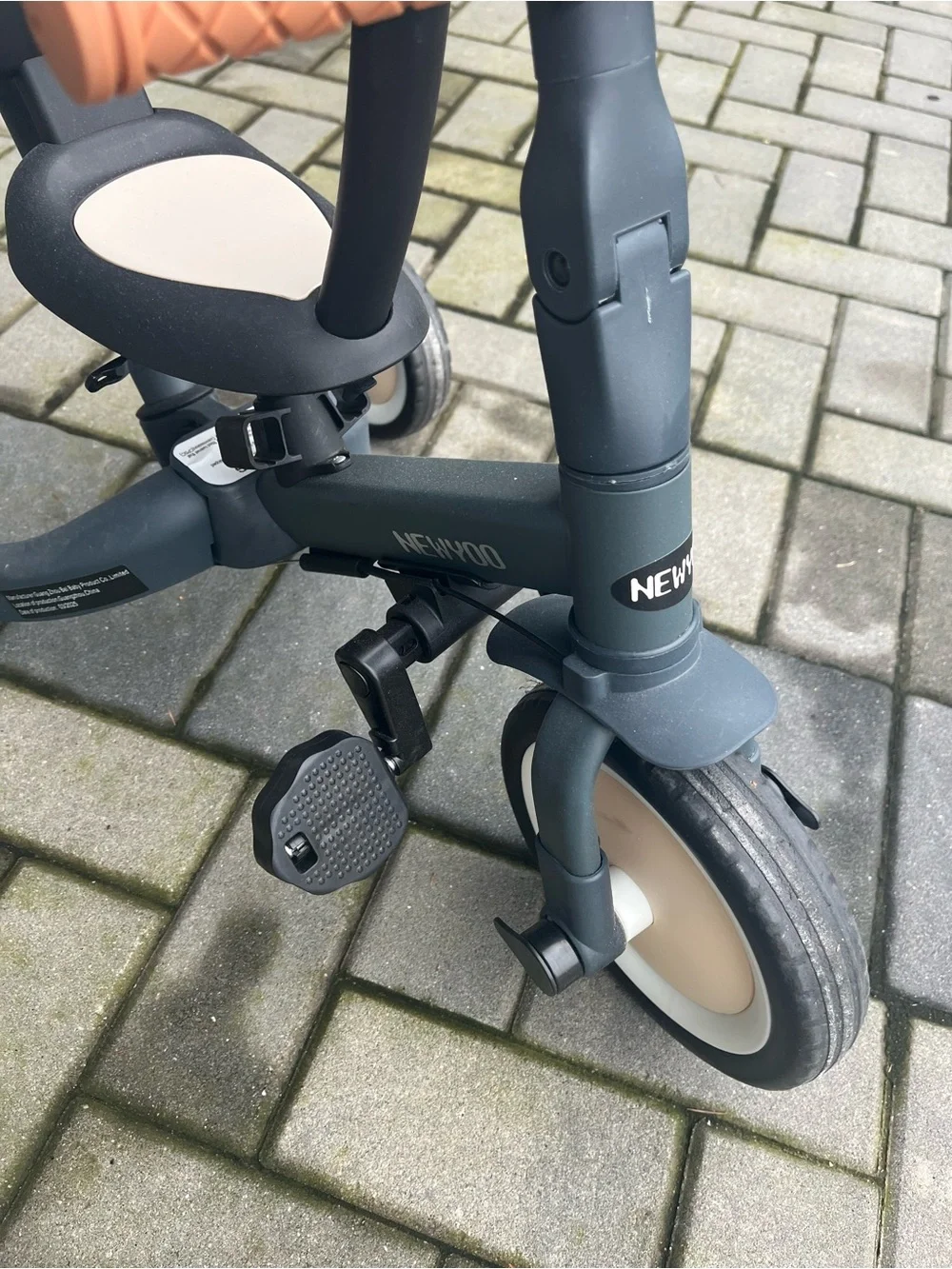 Kids Trike with Parental Push Handle - Gray and Tan